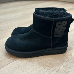 UGG Logo Print Ankle Boots Size 6